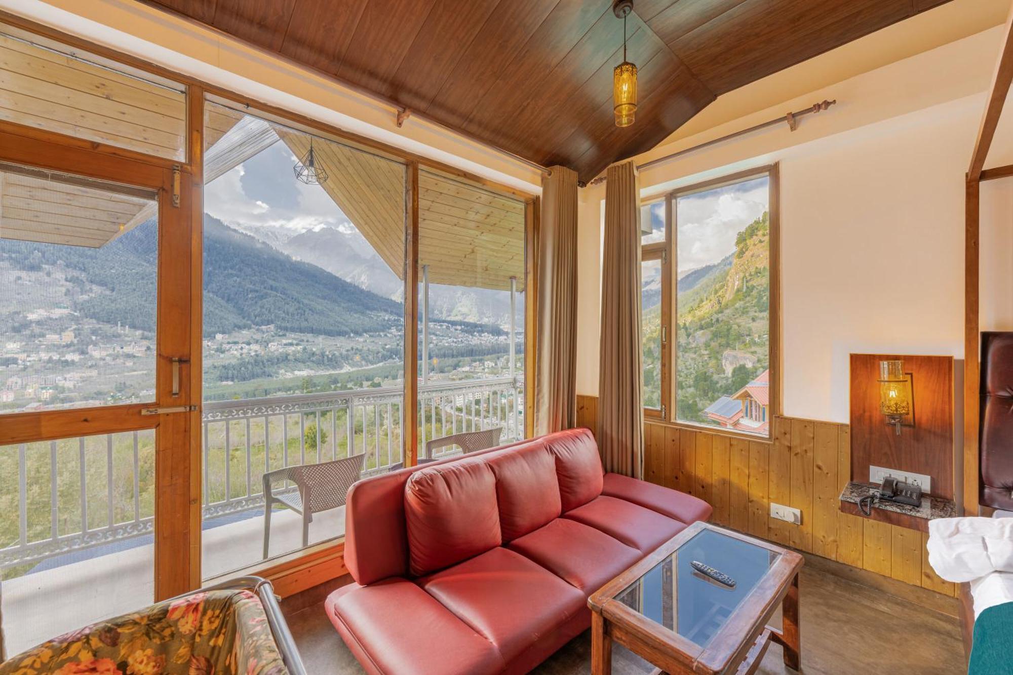 Echor Himalayan Heights Manali Hotel Exterior photo
