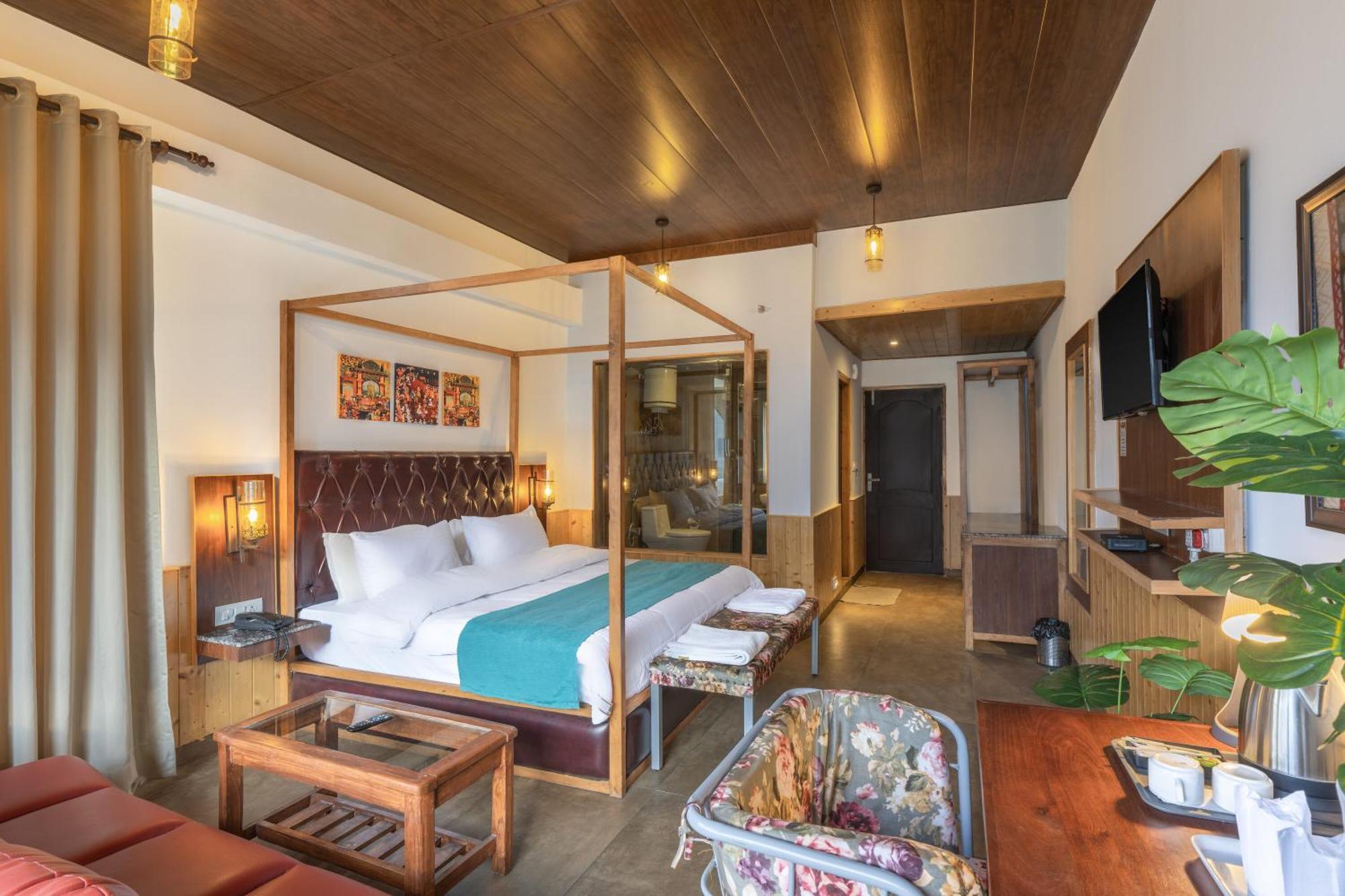 Echor Himalayan Heights Manali Hotel Exterior photo