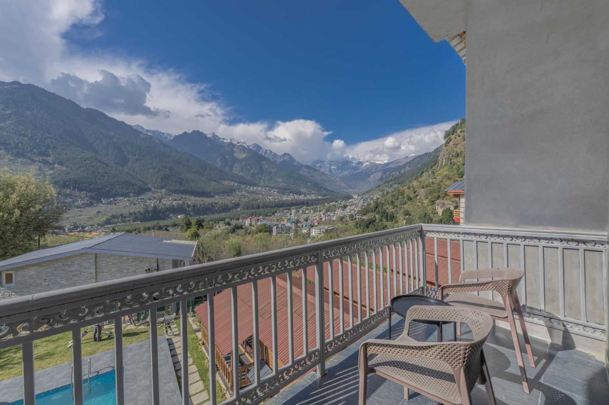 Echor Himalayan Heights Manali Hotel Exterior photo