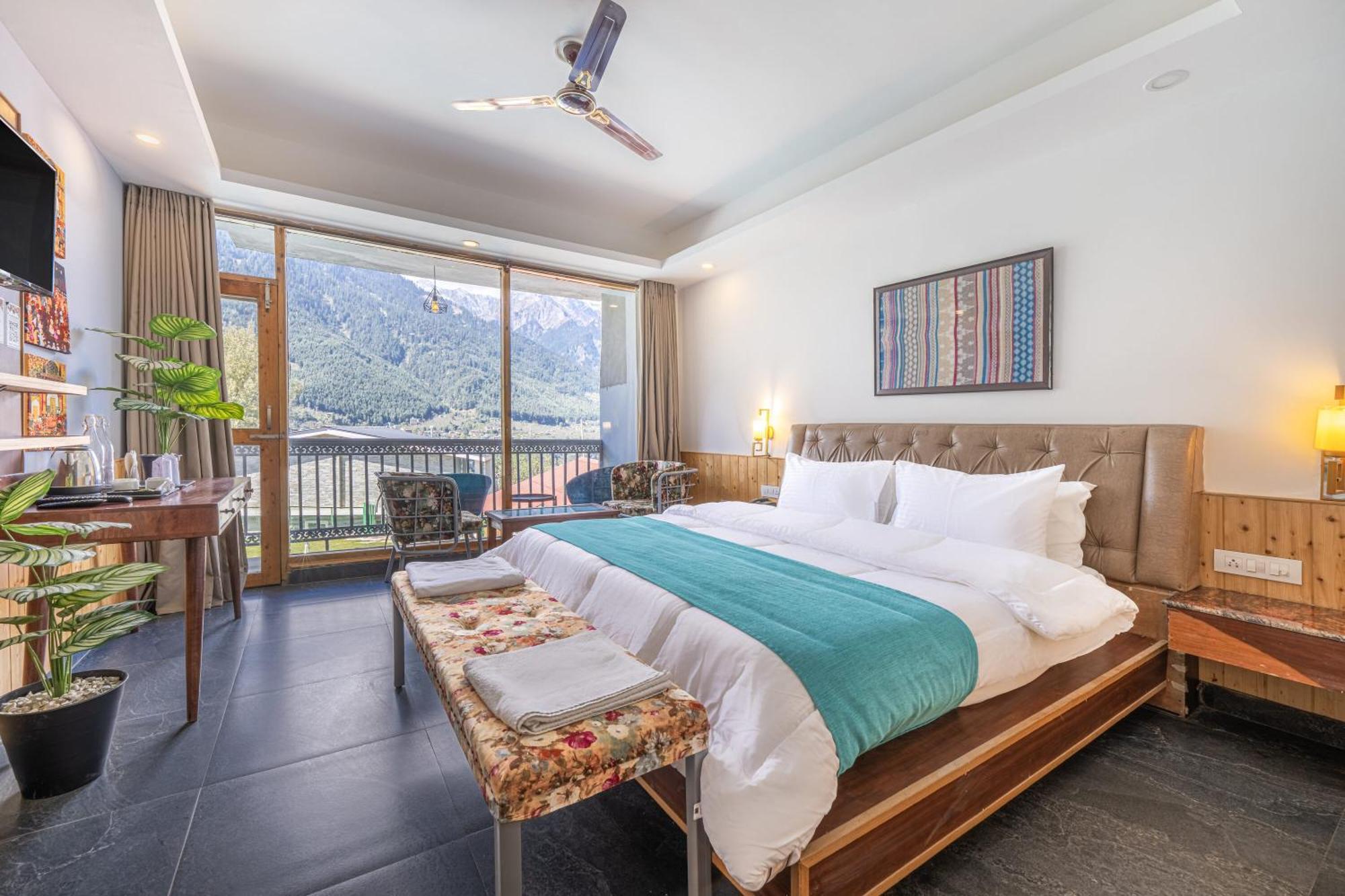 Echor Himalayan Heights Manali Hotel Exterior photo