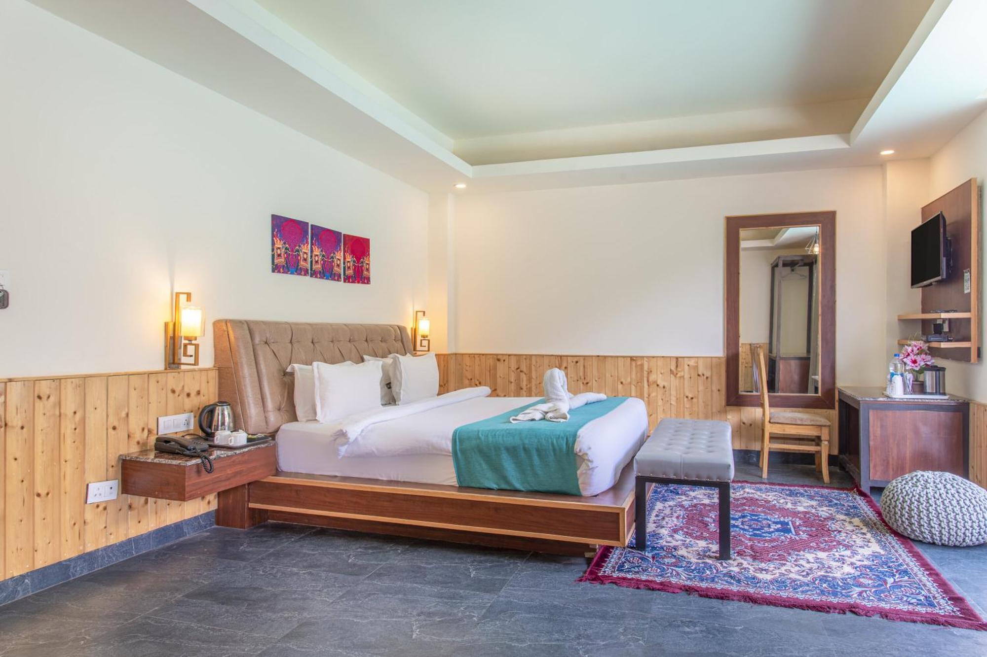 Echor Himalayan Heights Manali Hotel Exterior photo
