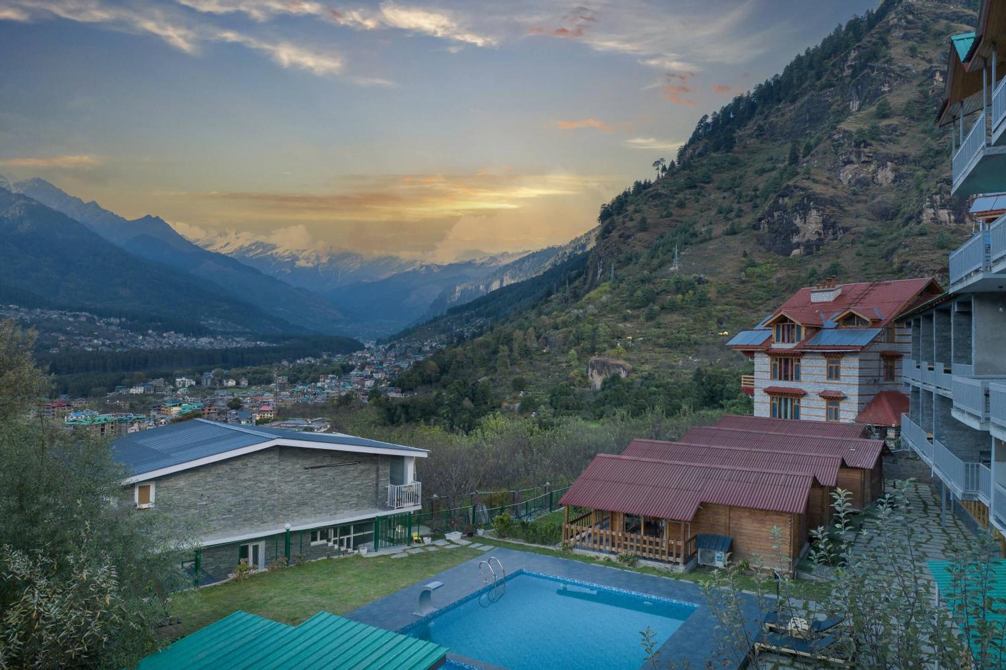 Echor Himalayan Heights Manali Hotel Exterior photo