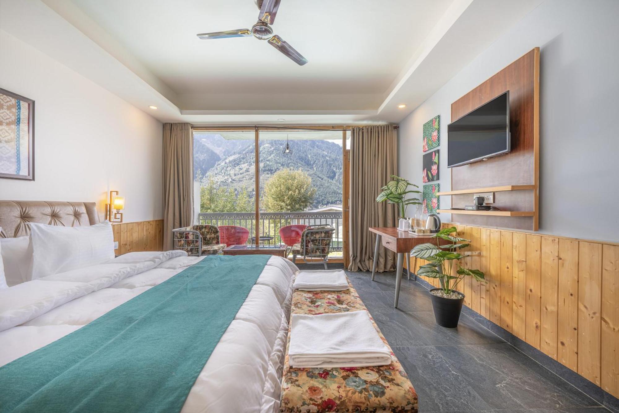 Echor Himalayan Heights Manali Hotel Exterior photo