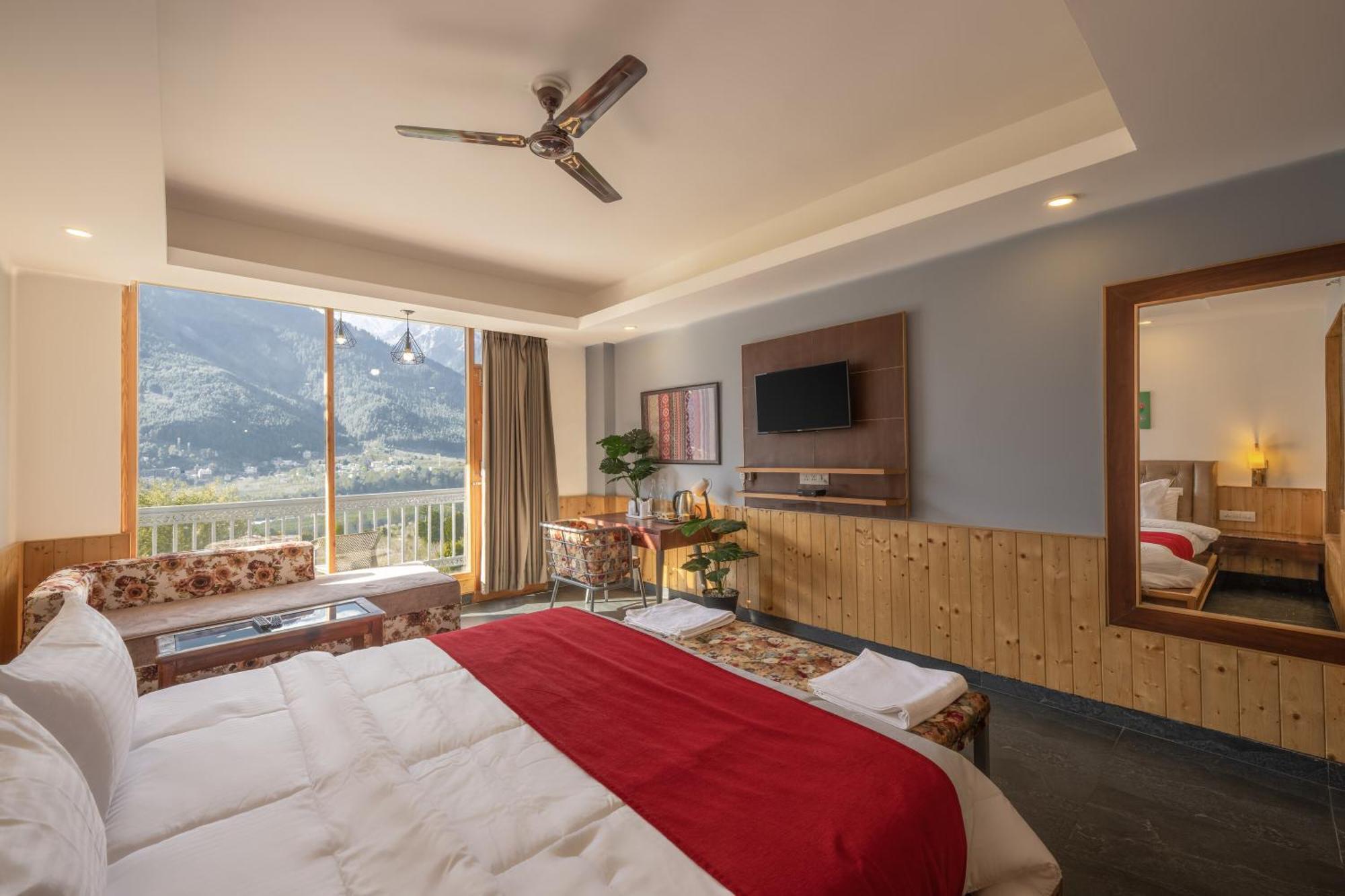 Echor Himalayan Heights Manali Hotel Exterior photo