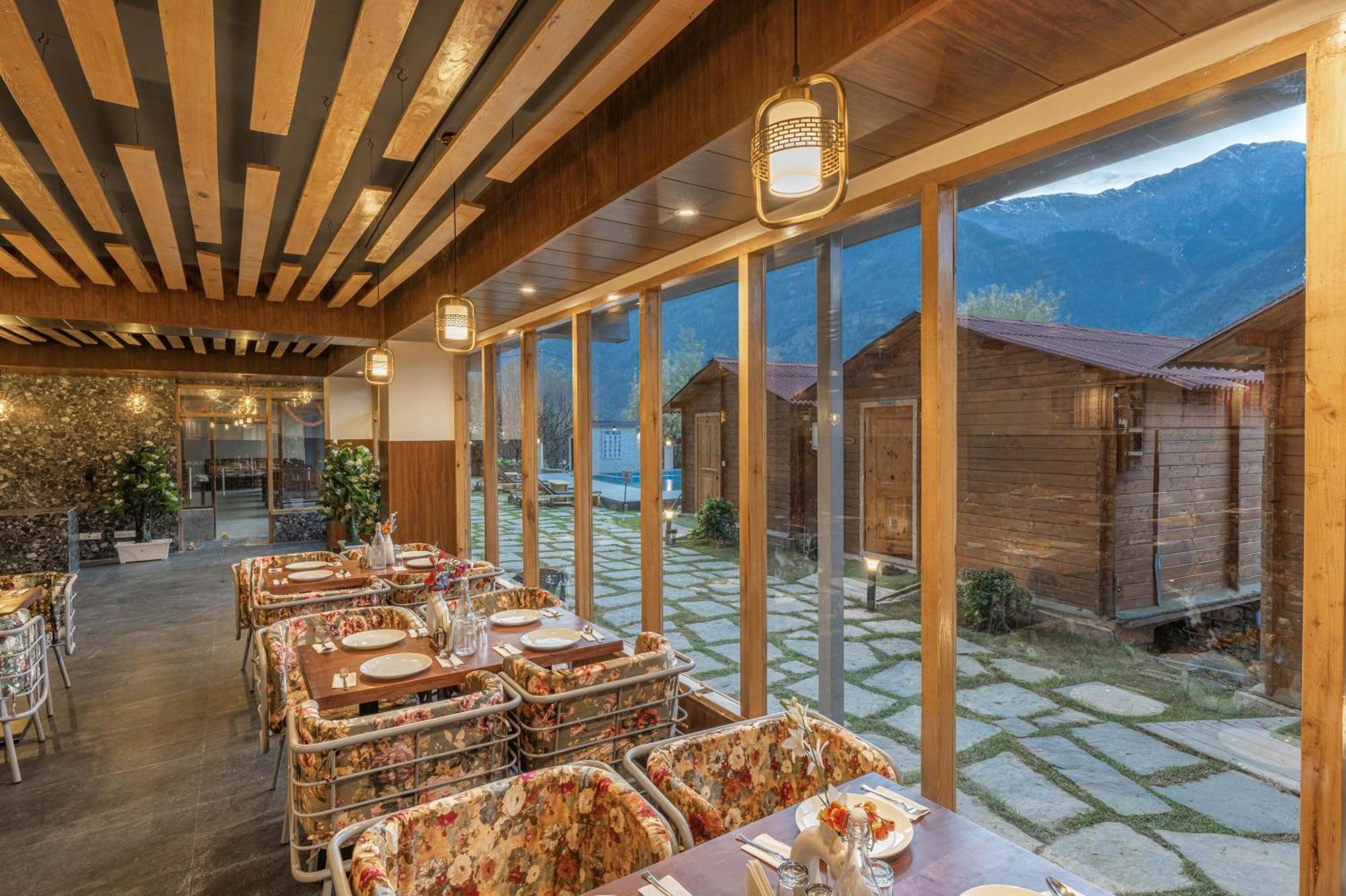 Echor Himalayan Heights Manali Hotel Exterior photo