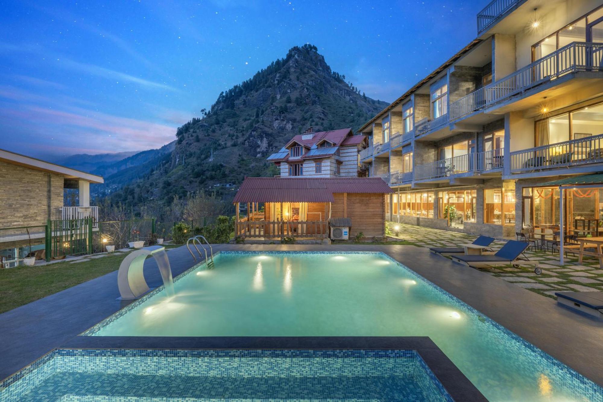 Echor Himalayan Heights Manali Hotel Exterior photo