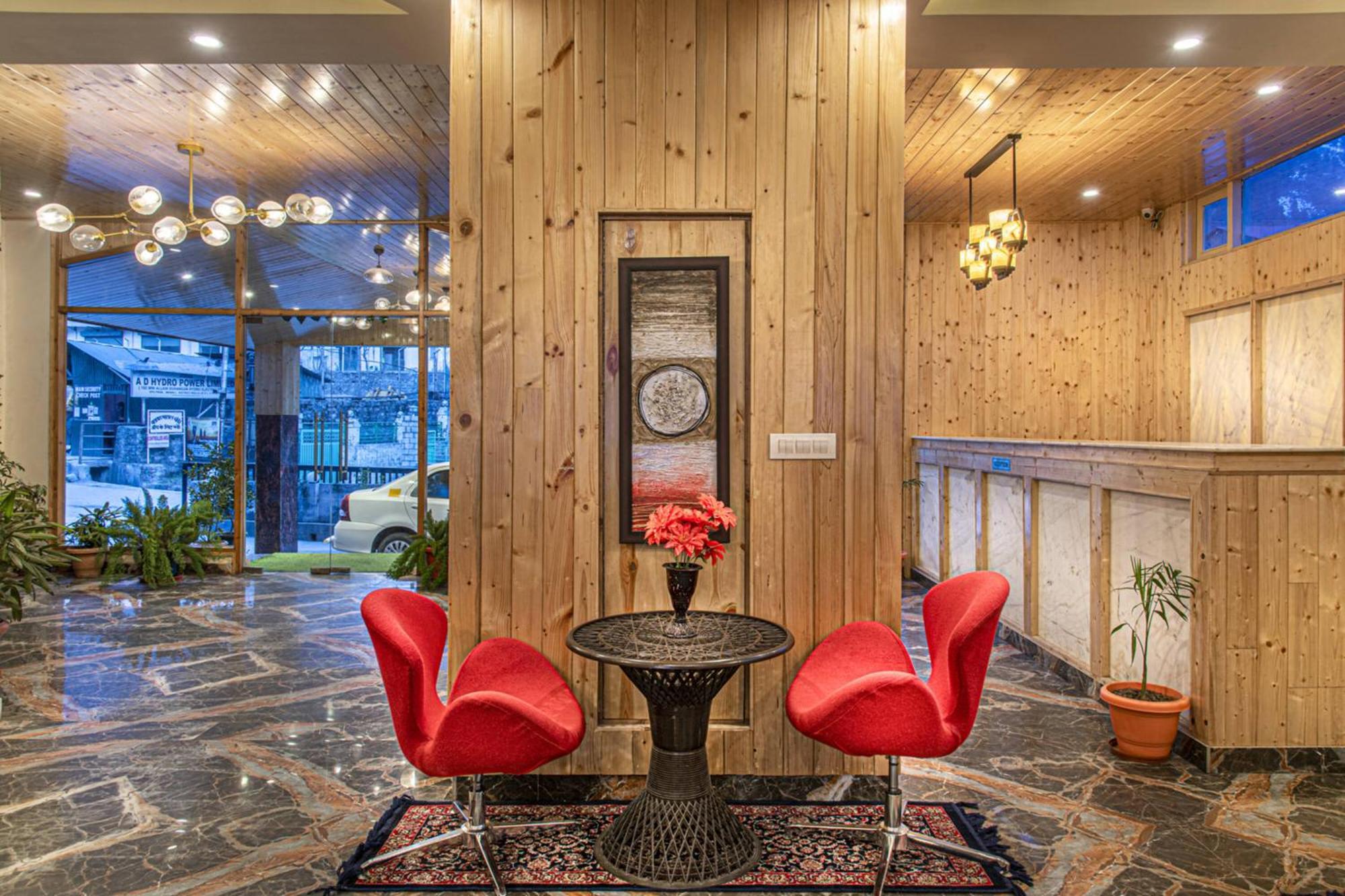 Echor Himalayan Heights Manali Hotel Exterior photo