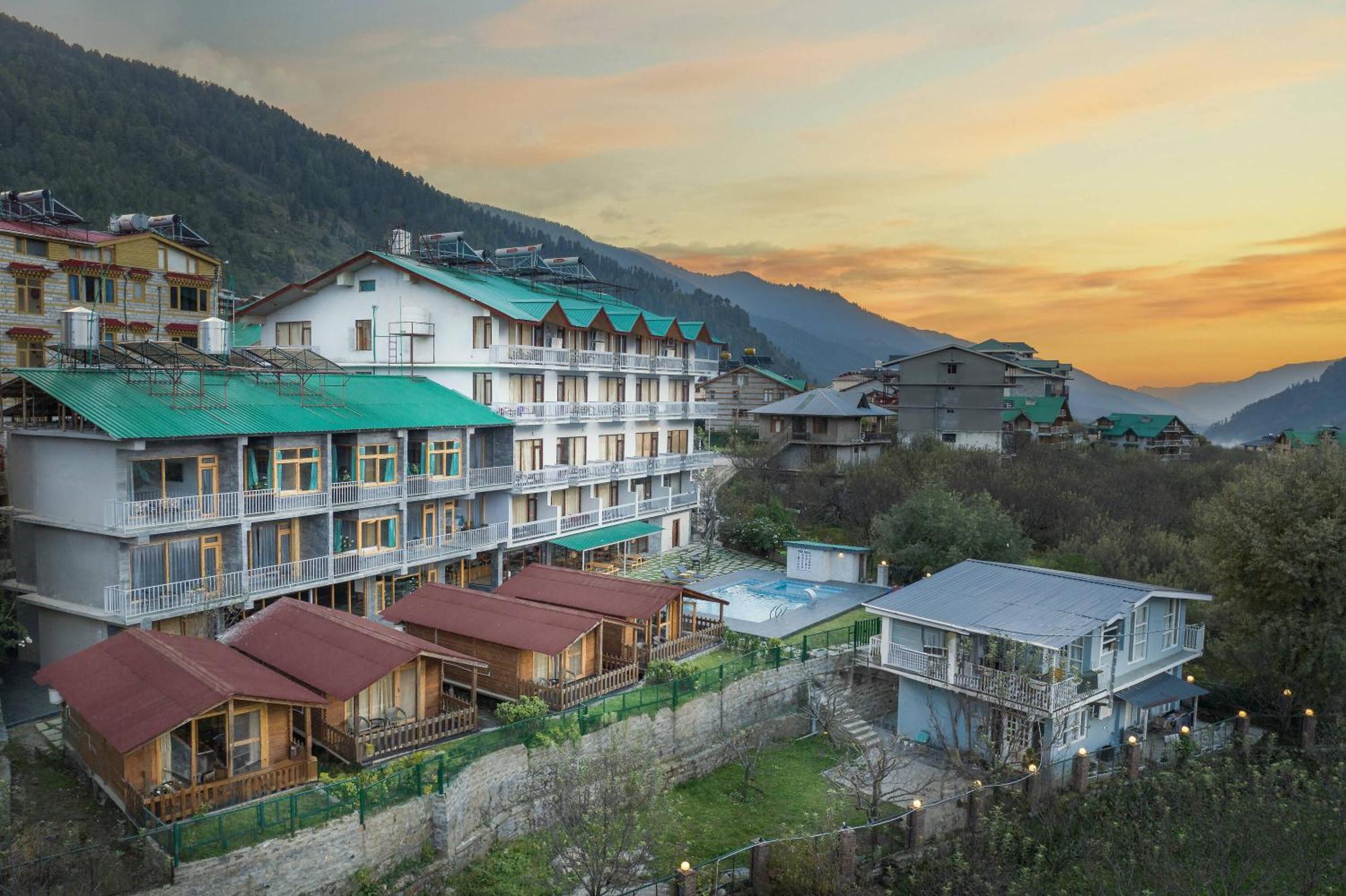 Echor Himalayan Heights Manali Hotel Exterior photo
