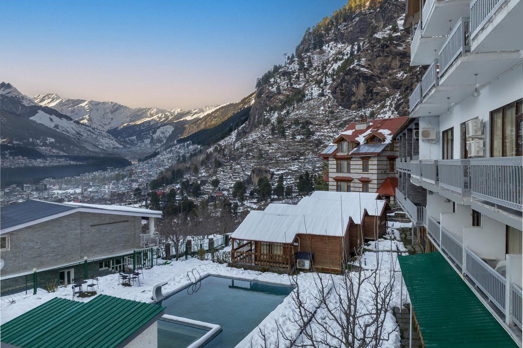 Echor Himalayan Heights Manali Hotel Exterior photo