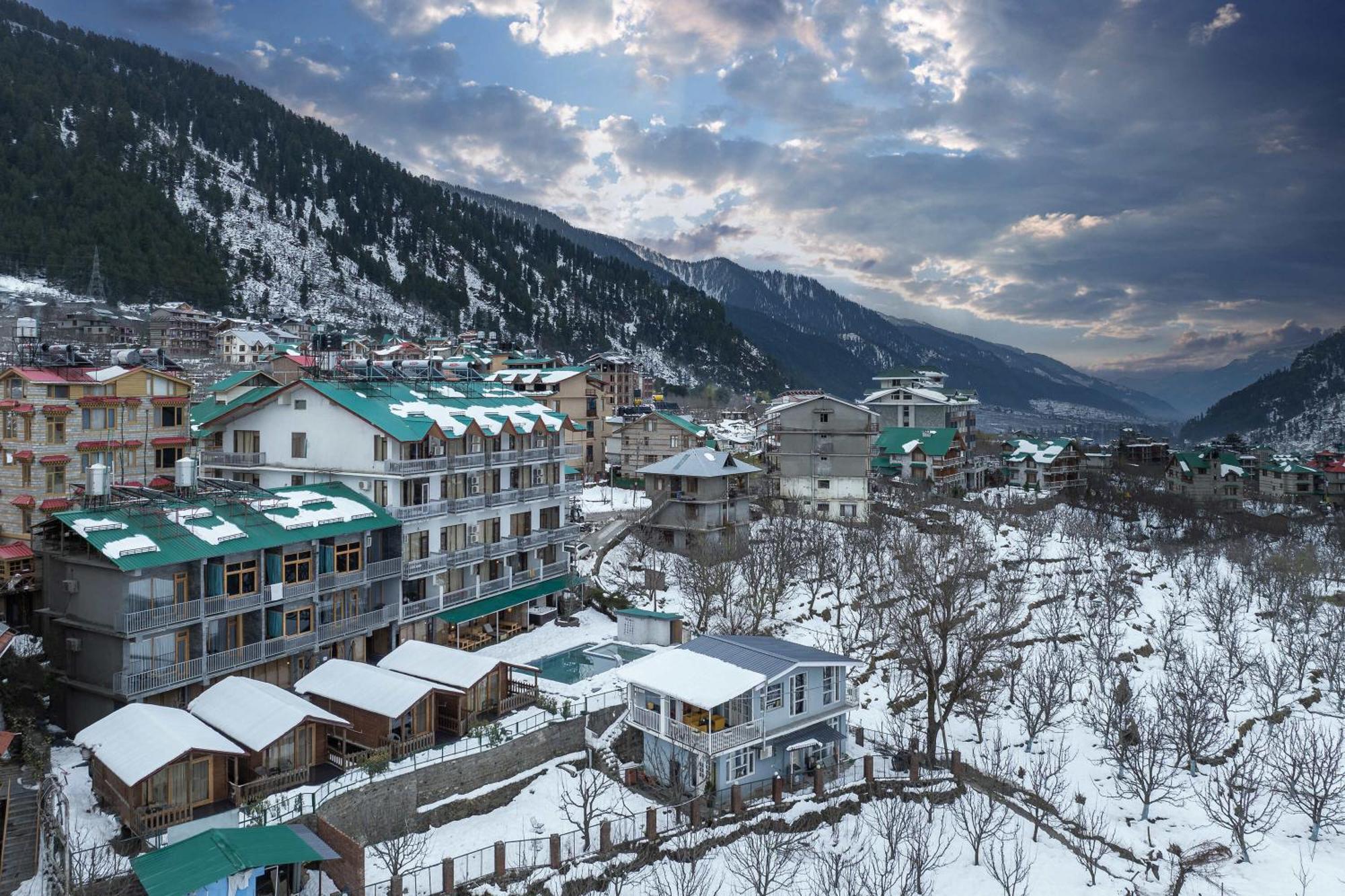 Echor Himalayan Heights Manali Hotel Exterior photo